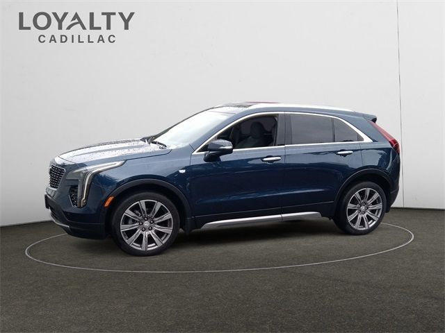 2022 Cadillac XT4 Premium Luxury