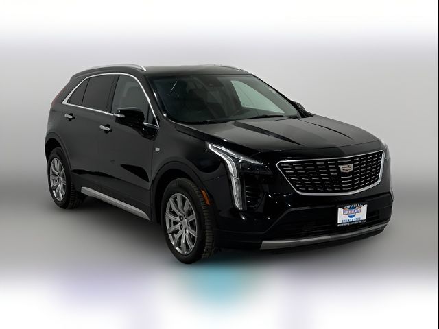 2022 Cadillac XT4 Premium Luxury