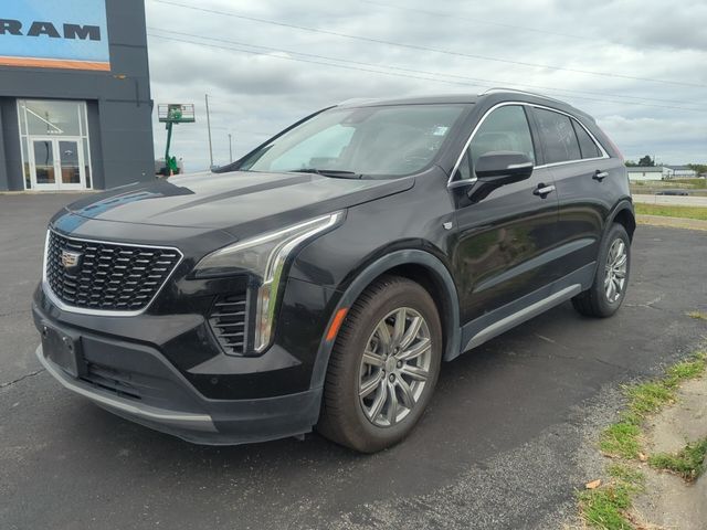 2022 Cadillac XT4 Premium Luxury