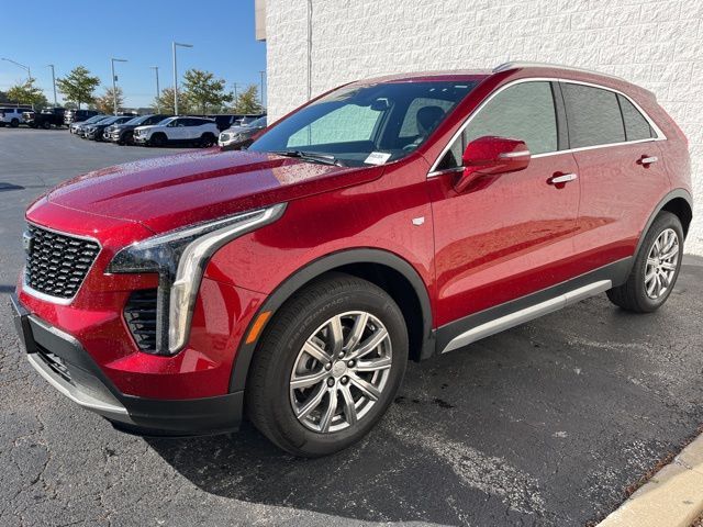 2022 Cadillac XT4 Premium Luxury