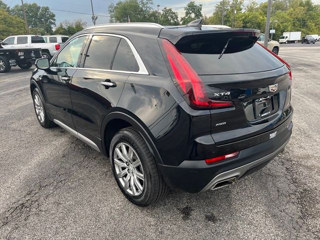 2022 Cadillac XT4 Premium Luxury