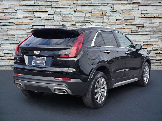 2022 Cadillac XT4 Premium Luxury