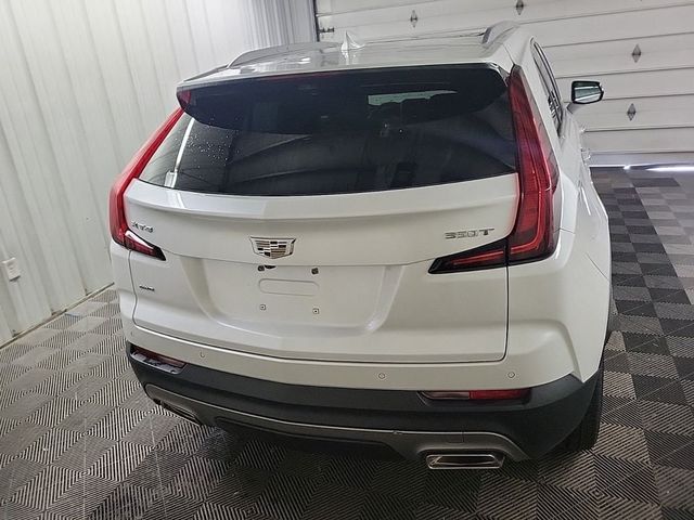 2022 Cadillac XT4 Premium Luxury