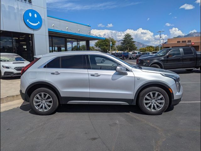 2022 Cadillac XT4 Premium Luxury