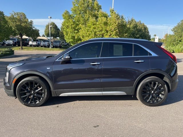 2022 Cadillac XT4 Premium Luxury