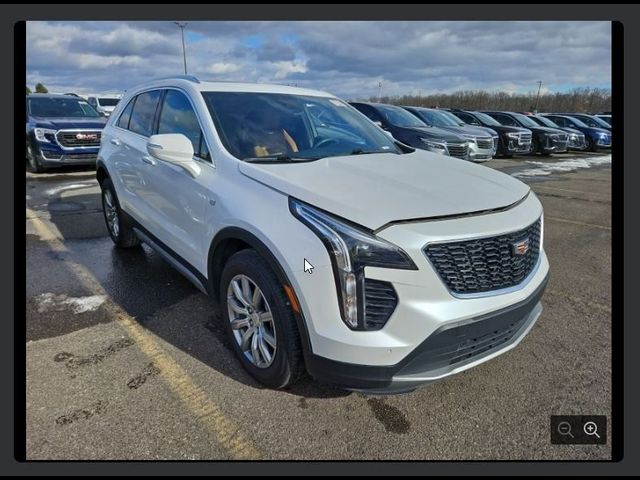 2022 Cadillac XT4 Premium Luxury