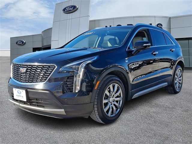 2022 Cadillac XT4 Premium Luxury