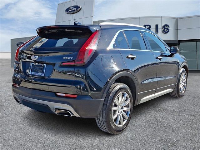 2022 Cadillac XT4 Premium Luxury