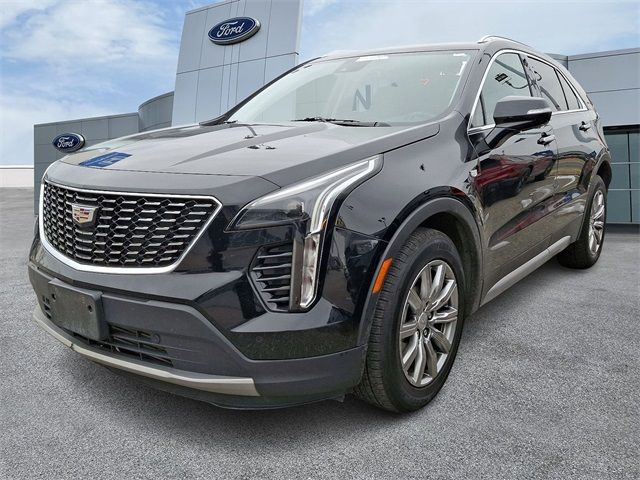 2022 Cadillac XT4 Premium Luxury