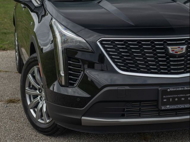 2022 Cadillac XT4 Premium Luxury