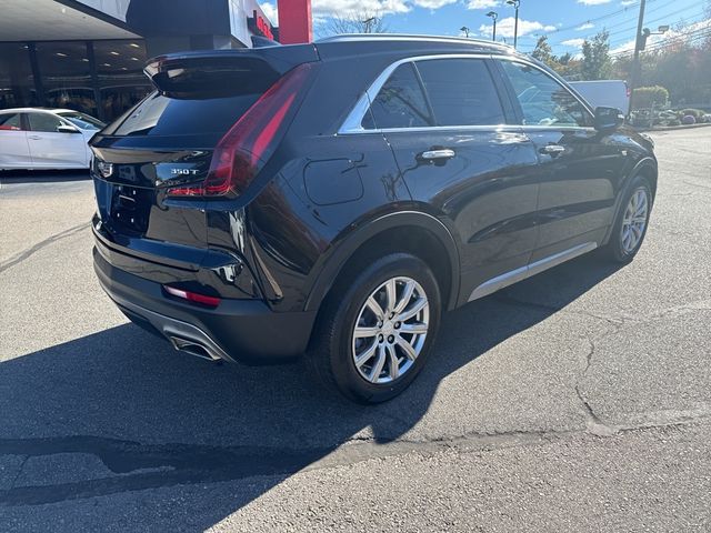 2022 Cadillac XT4 Premium Luxury