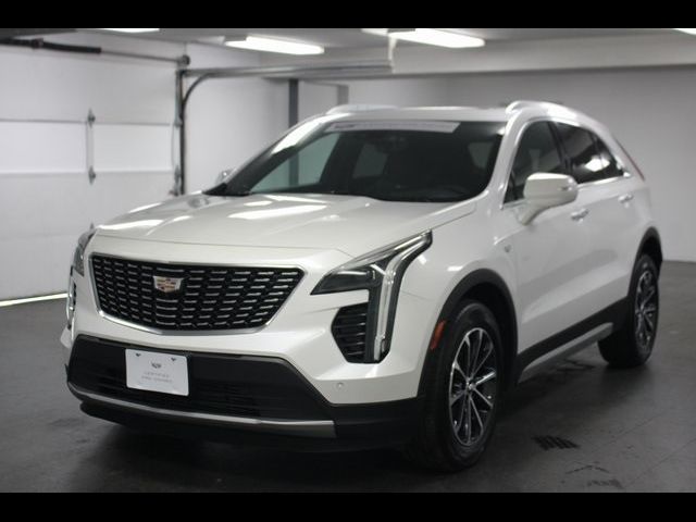 2022 Cadillac XT4 Premium Luxury