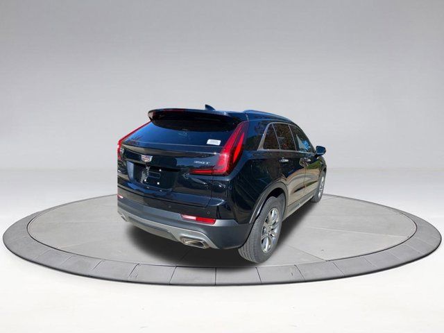 2022 Cadillac XT4 Premium Luxury