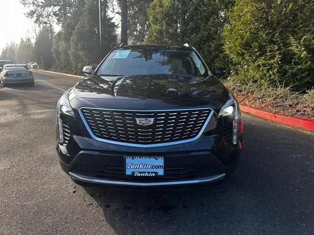 2022 Cadillac XT4 Premium Luxury