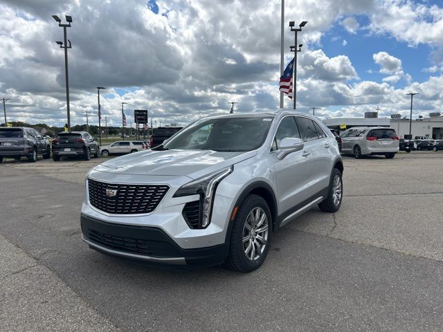 2022 Cadillac XT4 Premium Luxury