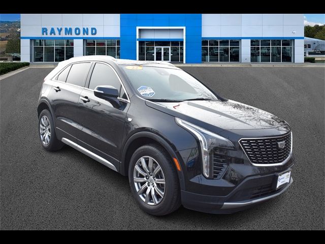 2022 Cadillac XT4 Premium Luxury