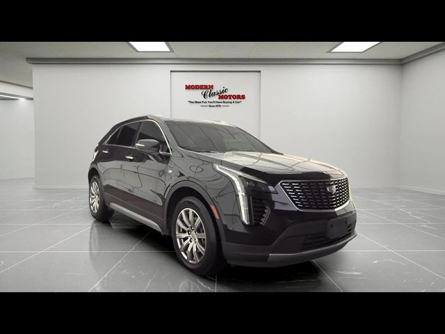 2022 Cadillac XT4 Premium Luxury