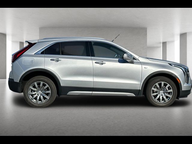 2022 Cadillac XT4 Premium Luxury