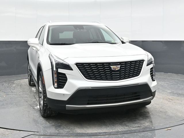 2022 Cadillac XT4 Premium Luxury