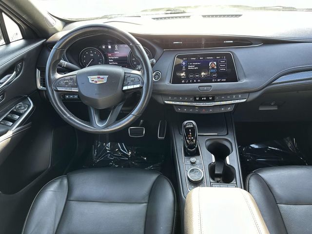 2022 Cadillac XT4 Sport