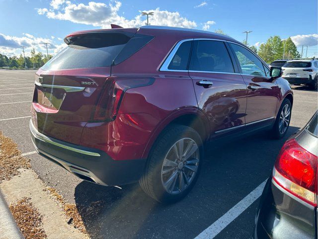 2022 Cadillac XT5 Premium Luxury