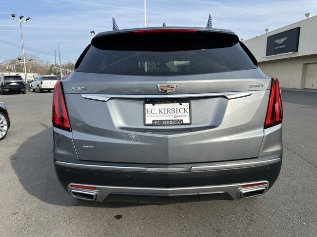 2022 Cadillac XT5 Premium Luxury