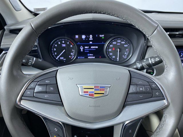 2022 Cadillac XT5 Premium Luxury