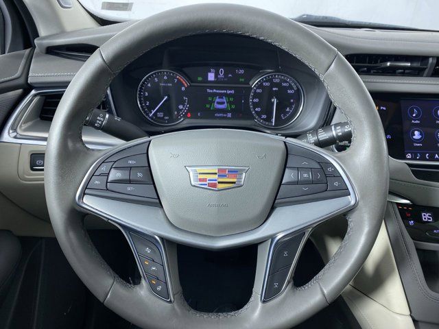 2022 Cadillac XT5 Premium Luxury