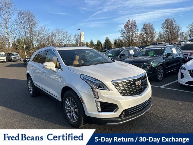 2022 Cadillac XT5 Premium Luxury