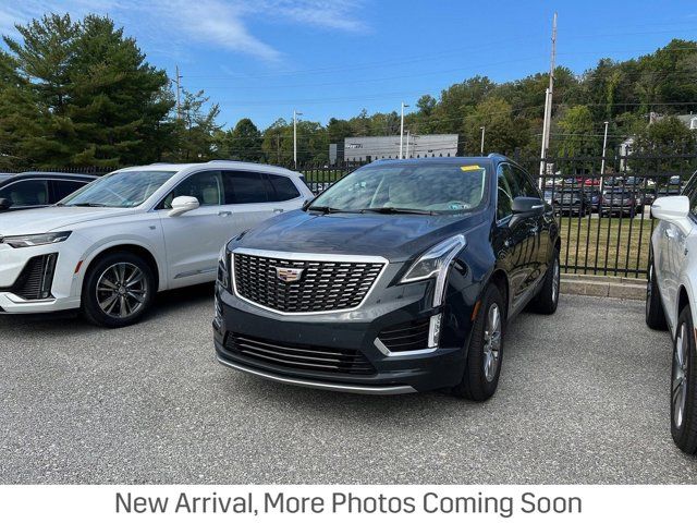 2022 Cadillac XT5 Premium Luxury