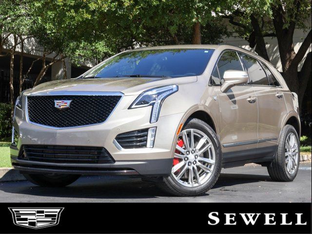 2022 Cadillac XT5 Sport