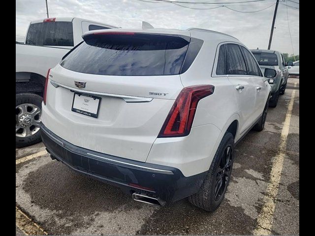 2022 Cadillac XT5 Luxury