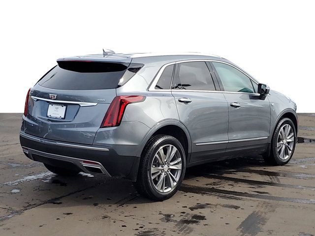 2022 Cadillac XT5 Premium Luxury