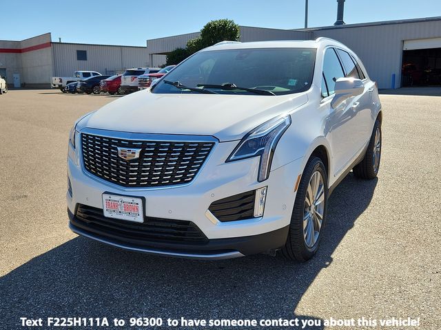 2022 Cadillac XT5 Premium Luxury