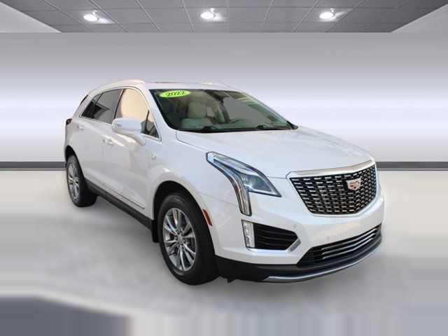 2022 Cadillac XT5 Premium Luxury