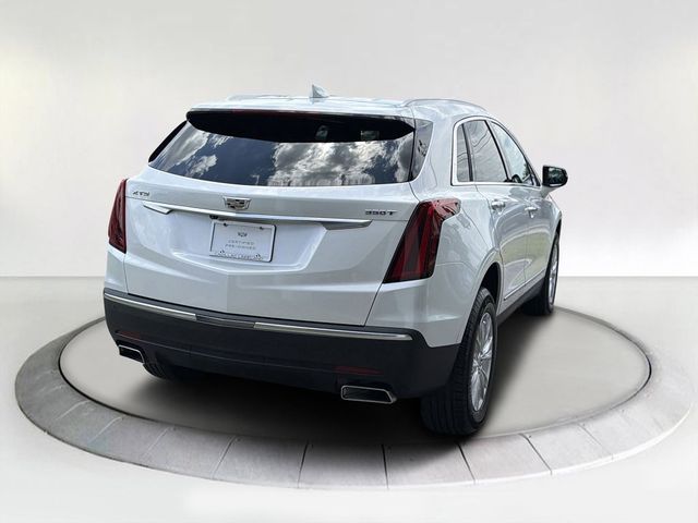 2022 Cadillac XT5 Luxury