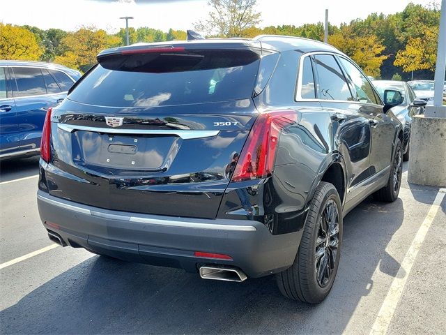 2022 Cadillac XT5 Luxury