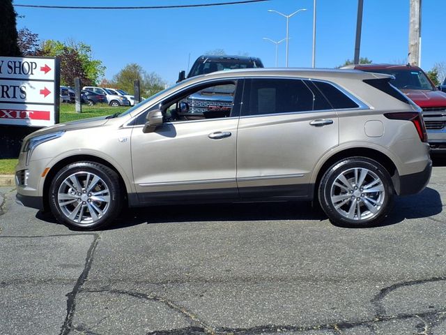 2022 Cadillac XT5 Premium Luxury