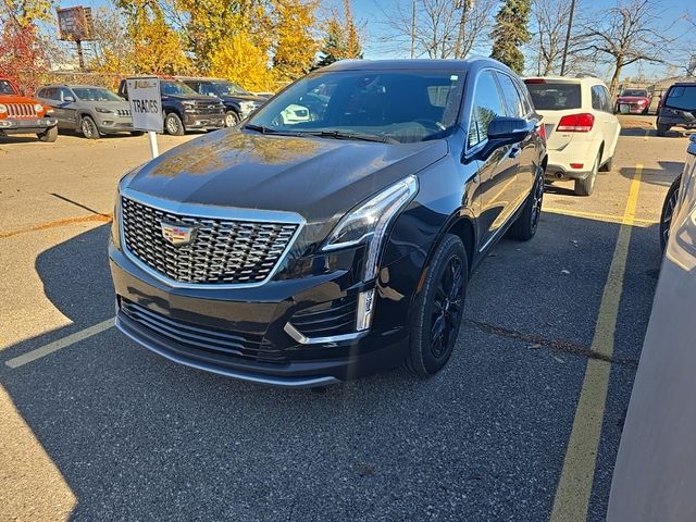 2022 Cadillac XT5 Premium Luxury