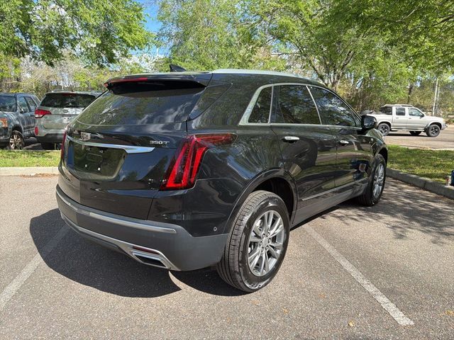 2022 Cadillac XT5 Premium Luxury