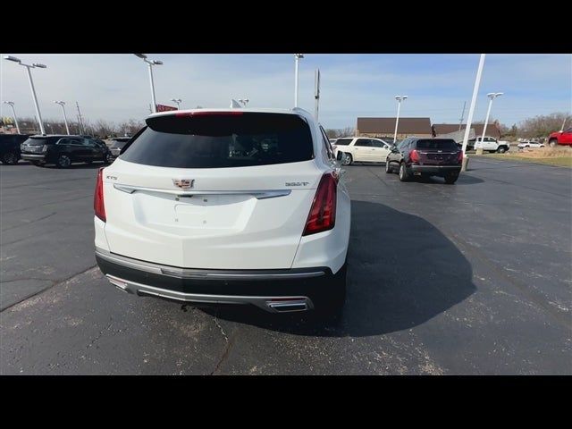 2022 Cadillac XT5 Premium Luxury