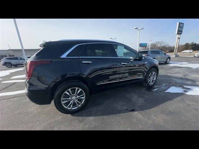 2022 Cadillac XT5 Premium Luxury