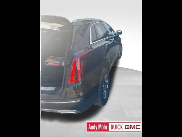 2022 Cadillac XT5 Premium Luxury