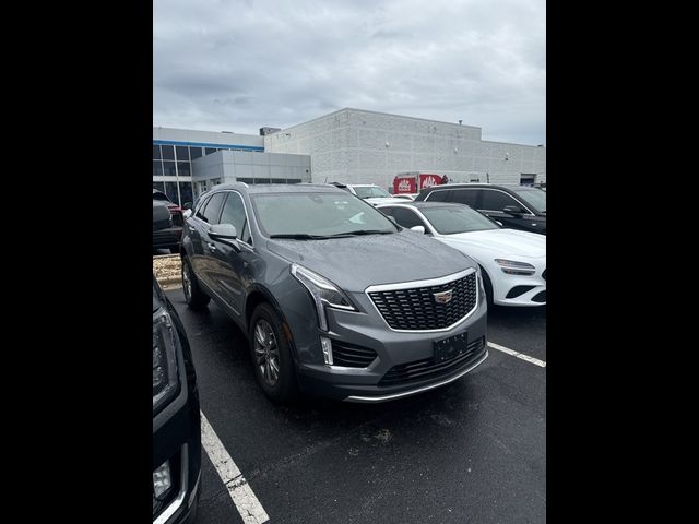 2022 Cadillac XT5 Premium Luxury