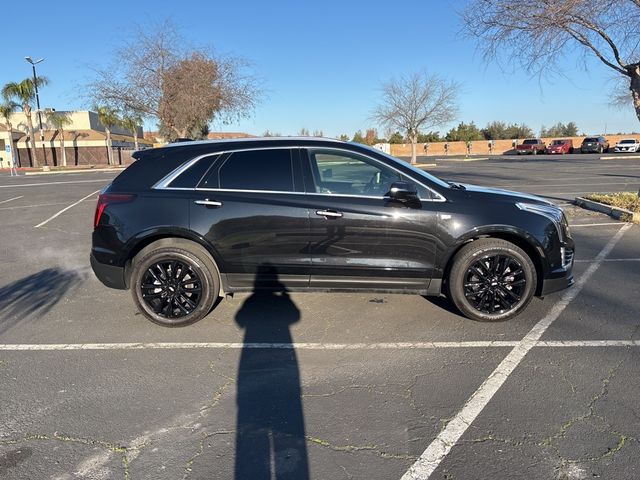 2022 Cadillac XT5 Premium Luxury