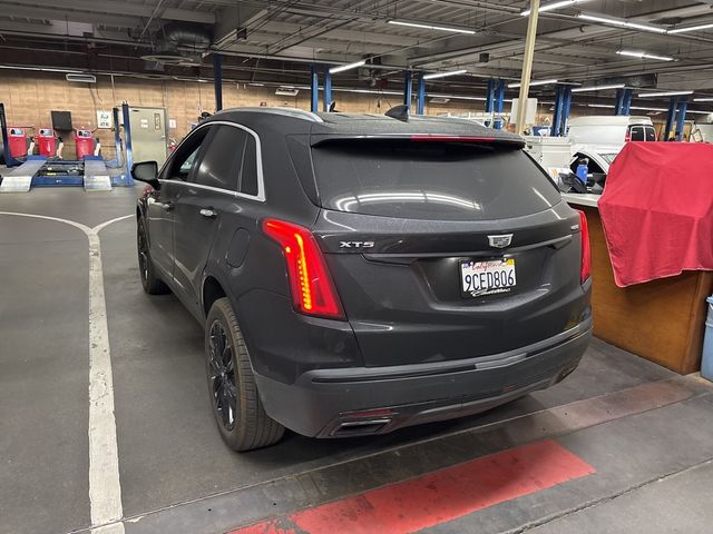 2022 Cadillac XT5 Premium Luxury