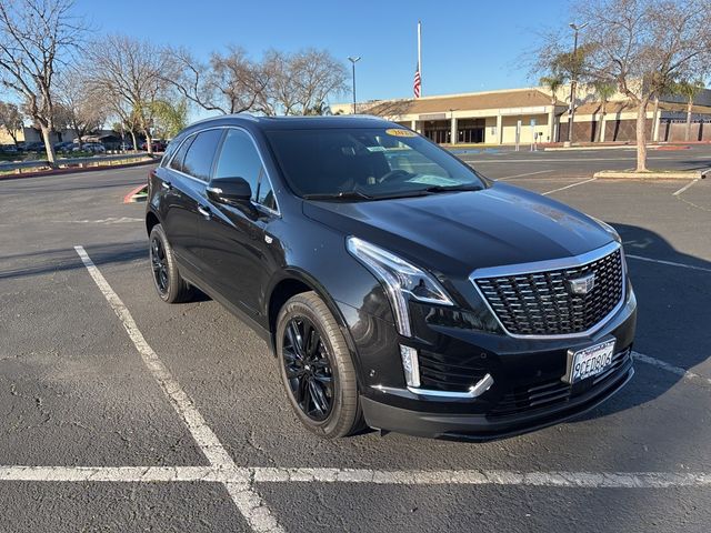 2022 Cadillac XT5 Premium Luxury