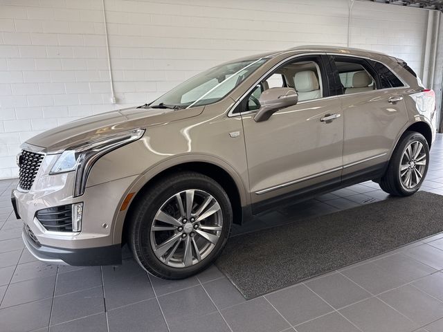 2022 Cadillac XT5 Premium Luxury