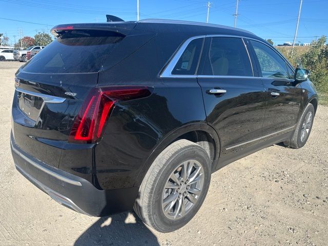 2022 Cadillac XT5 Premium Luxury