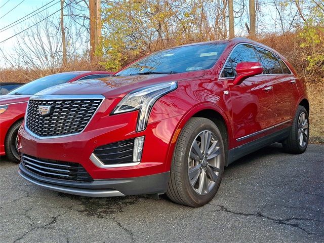 2022 Cadillac XT5 Premium Luxury